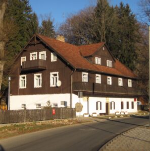 Read more about the article Dom Carla i Gerharta Hauptmannów w Szklarskiej Porębie – Oddział Muzeum Karkonoskiego w Jeleniej Górze